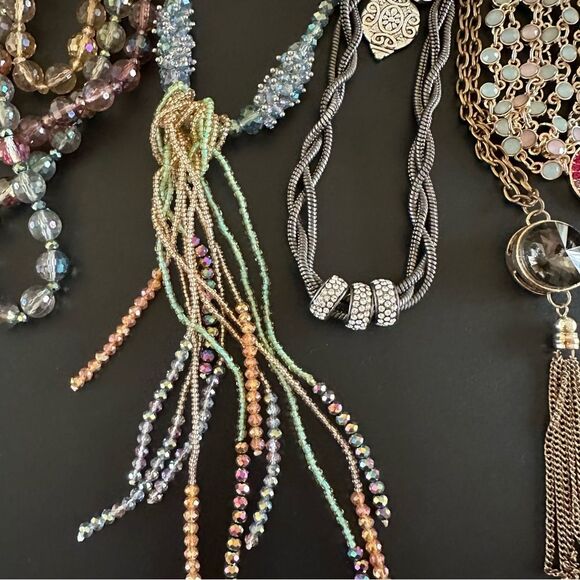 Bling bling 10 Necklaces full of sparkle - Picture 7 of 9